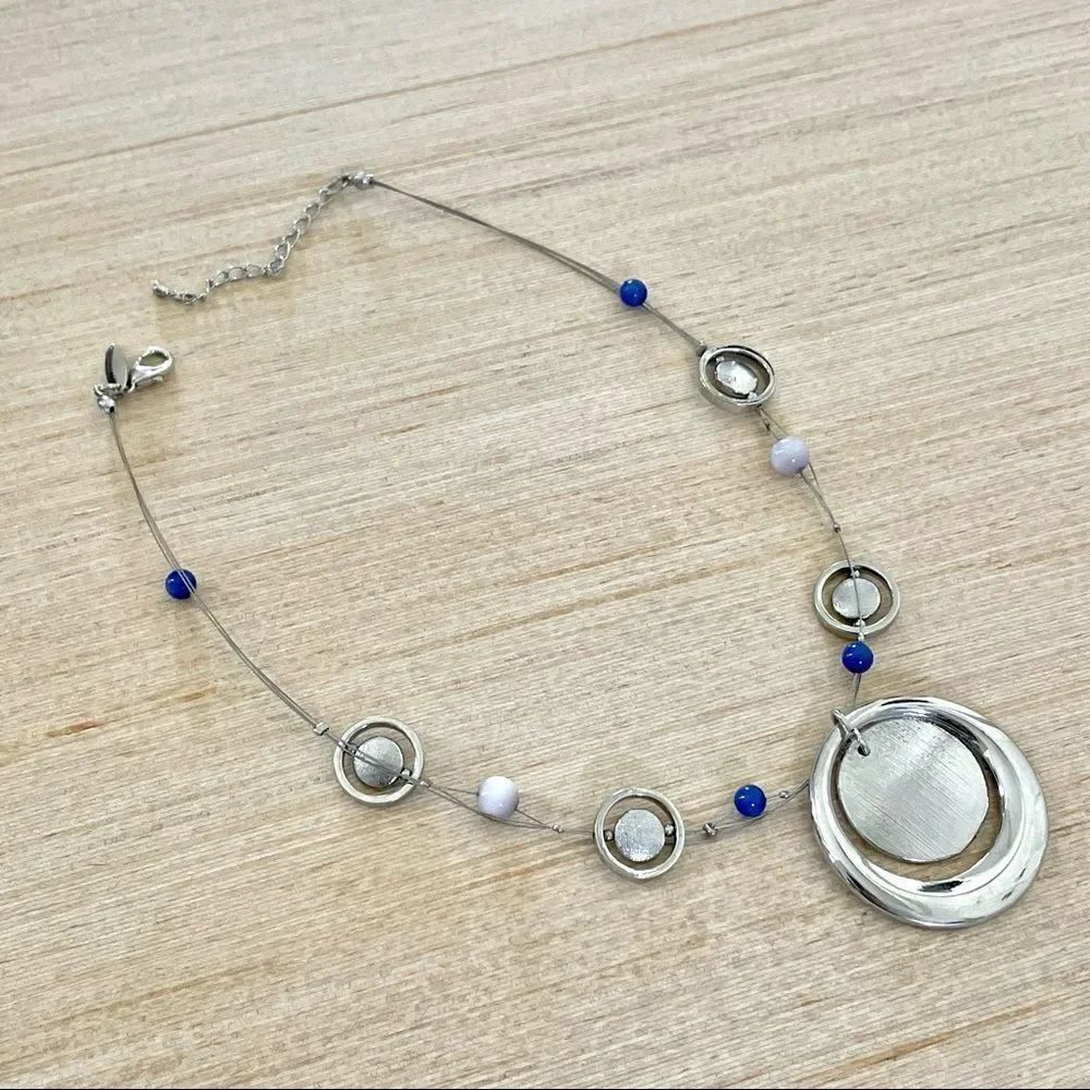 NY collection Silver tone pendant necklace with blue beads